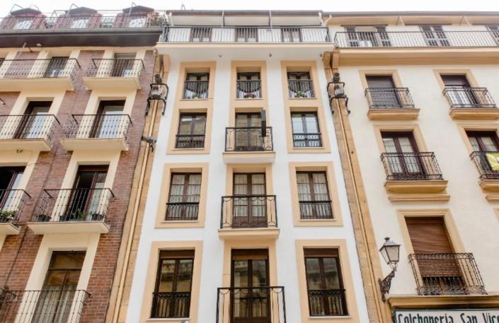 Pension San Vicente Сан Себастиан Екстериор снимка