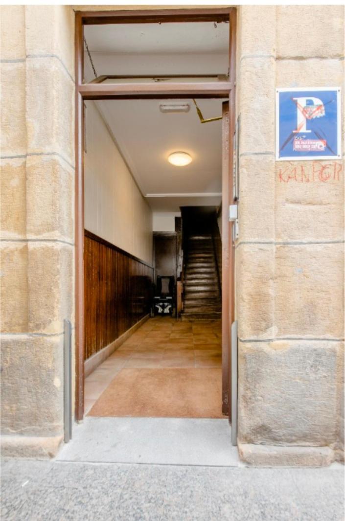 Pension San Vicente Сан Себастиан Екстериор снимка